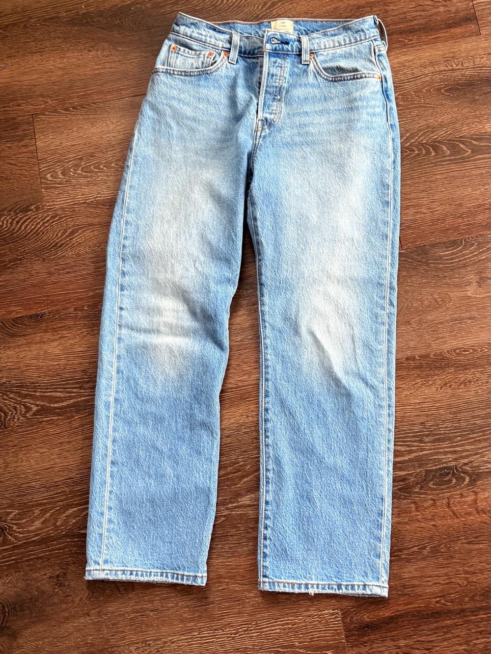 Levi’s 501 curve size 28